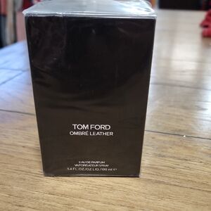 Tom Ford Ombre Leather Fragrance in Black